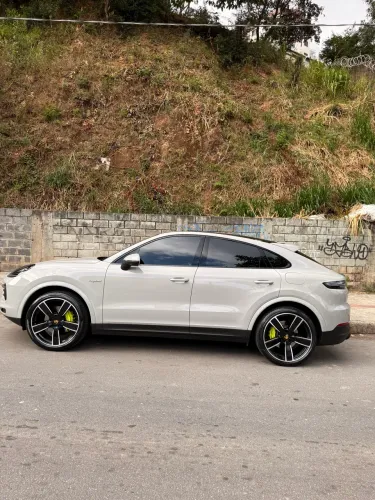 Porsche Cayenne Coupe E-hybrid 3.0 V6 462cv 2022