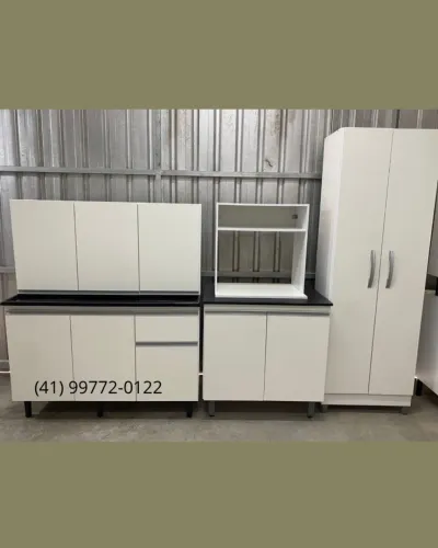 Pia e Armários de Cozinha