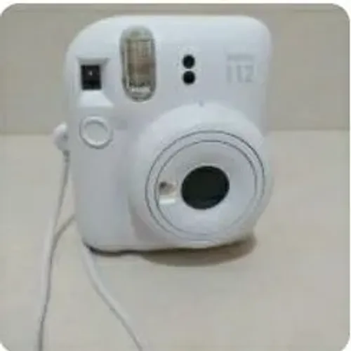 Câmera Polaroid Fujifilm Instax 12
