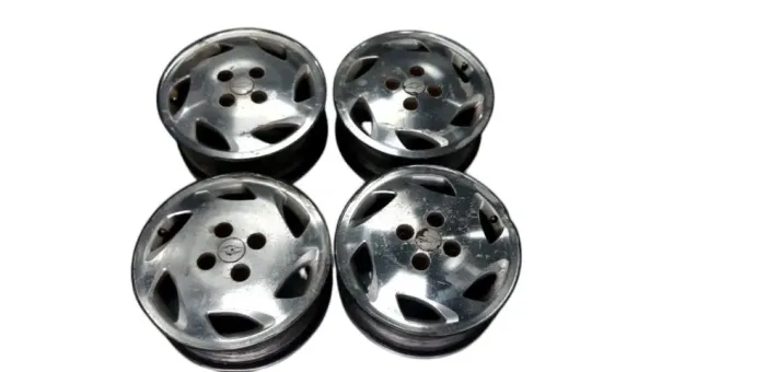 Jogo de rodas GM Monza GLS Kadett Sport aro 14 c/ detalhes LEIA