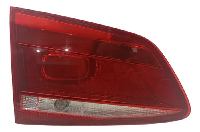 Lanterna Esq Porta Malas Vw Passat Variant B7 2.0 T 2011