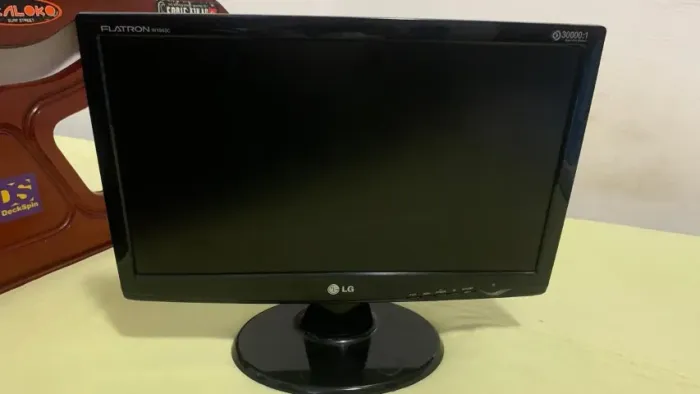 Monitor LG Flatron W1943C 18,5" | Ótima Qualidade por um Preço Justo!
