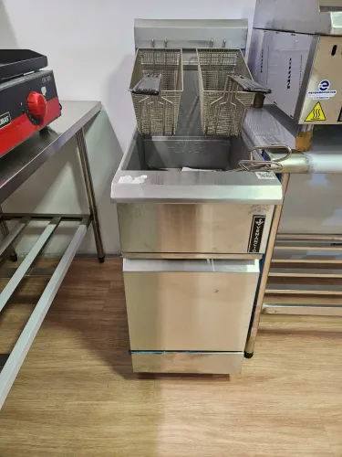fritadeira industrial a gás de zona fria linha prime - nova