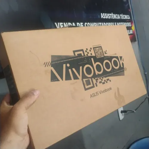 Notebook asus i3 N305 rapido (4 meses de uso)