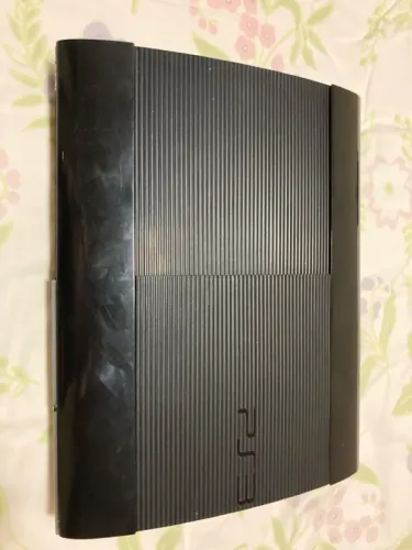 Playstation 3 Slim COM DEFEITO PARA RETIRADA DE PEÇAS