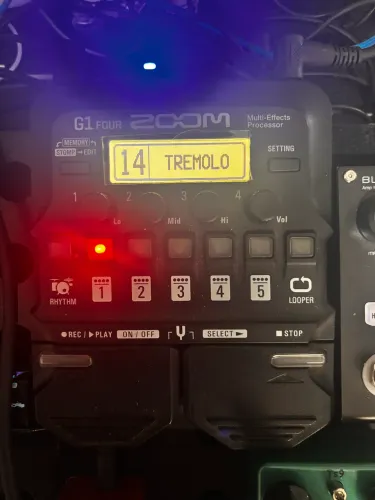 Zoom g1 four pra vender logo