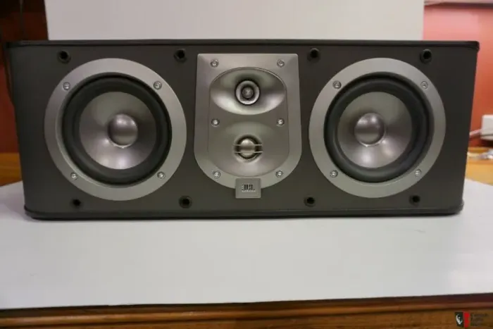 Caixa de Som JBL ES25C
