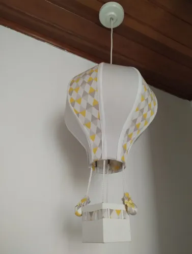 Luminária de balão para quarto de bebê