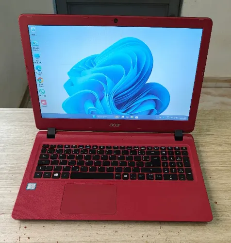 Notebook Acer ES1