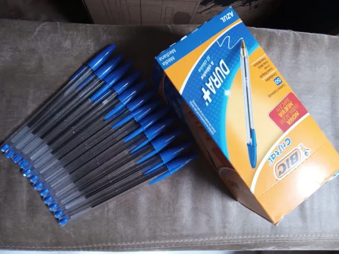  Caixas de canetas (50 unidades) 