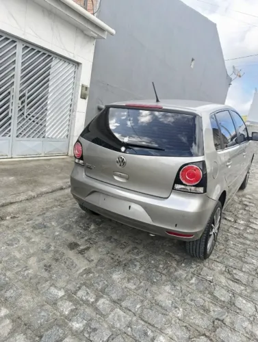 Volkswagen Polo 1.6 E-flex 8V 5P 2013