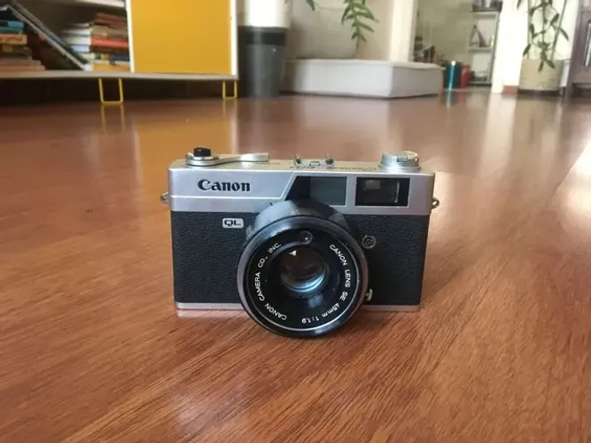 Câmera Analógica Canon QL