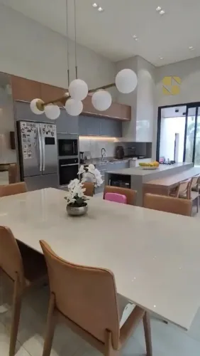Condomínio Florais do Valle 235 metros quadrados com 3 quartos em Ribeirão do Lipa - Cuiab