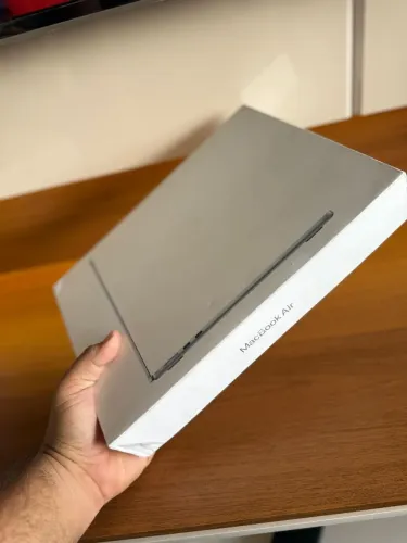 MacBook Air M5 - 13.6 512SSD 16gb de ram SKY (lacrado)