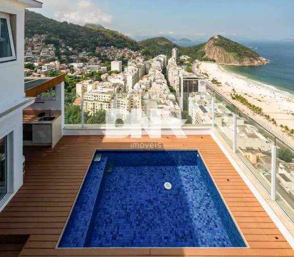 Cobertura : Triplex / Residencial / Leme