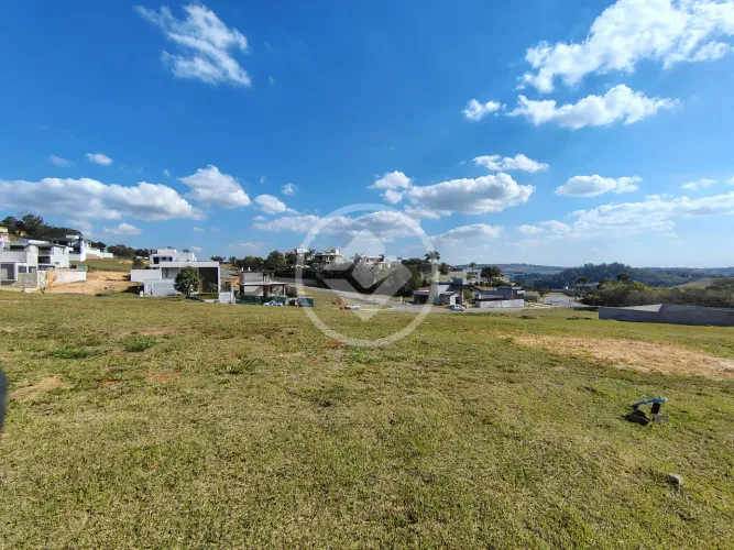 Terreno a venda em Condomínio fechado de alto Padrão em Vinhedo. codigo: 135583