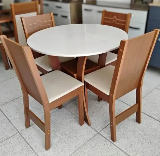 Conjunto mesa redonda e 4 cadeiras NOVO da loja