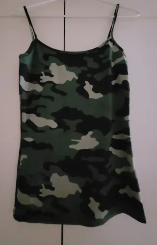 CAMISA FEMININA INFANTIL DA ZARA CAMUFLADA