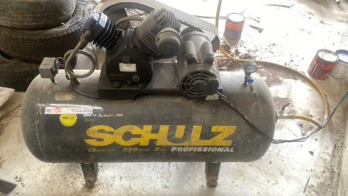 Compressor de ar 15 pes 220 litros industrial oportunidade