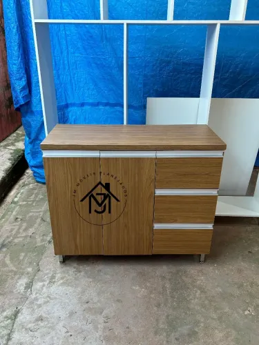 Móvel Organizador Amadeirado com Gavetas