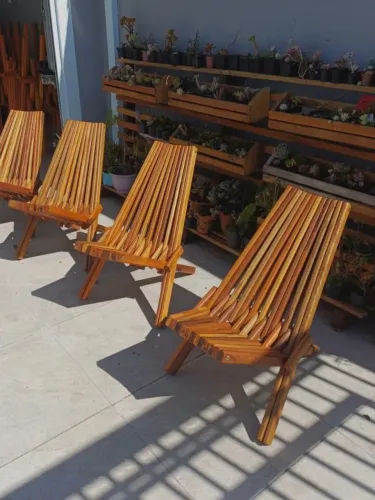 ?PROMOÇÃO DE CADEIRAS DOBRÁVEIS EM MADEIRA MACIÇA?