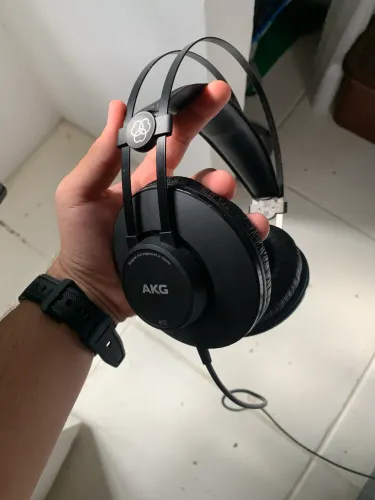 Fone de ouvido Headphone para musica AKG K52