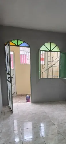 Aqui