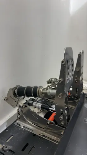 Pedal Simjack com Upgrade Heusinkveld ? Controladora e Elastômeros