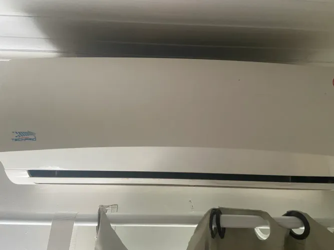 Vende-se central de ar Techfrio 12 mil Btus