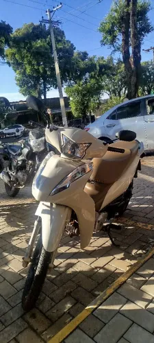 Honda Biz 125 Caramelo 