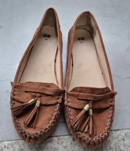 mocassim h&m camurça caramelo 34