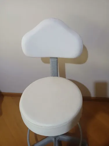 Cadeira de estética 