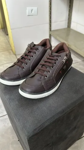 Sapatenis masculino  com zíper