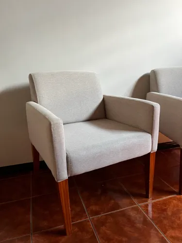Poltronas - LINHO (2 unidades)