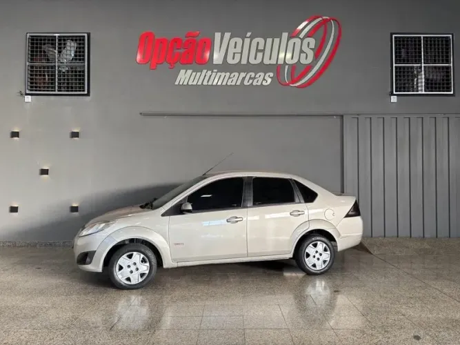 Ford Fiesta 1.6 16V Flex Aut. 5P 2013
