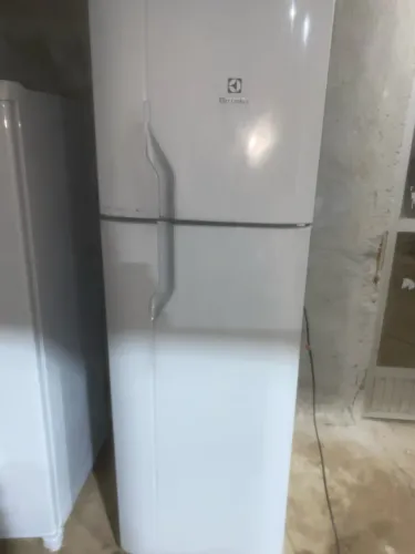 Geladeira Eletrolux frosfree