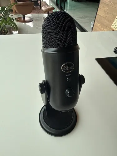 Microfone blue yeti profissional de estúdio e podcast