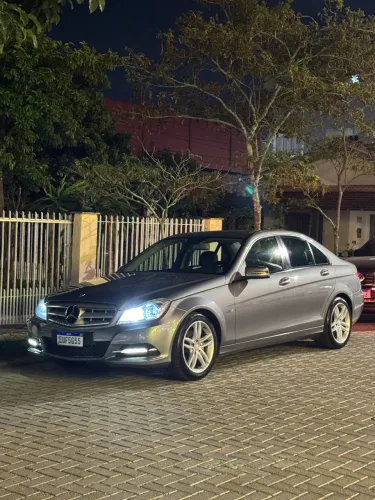 Mercedes-Benz C-180 CGI Classic 1.8 16V 156cv Aut. 2012