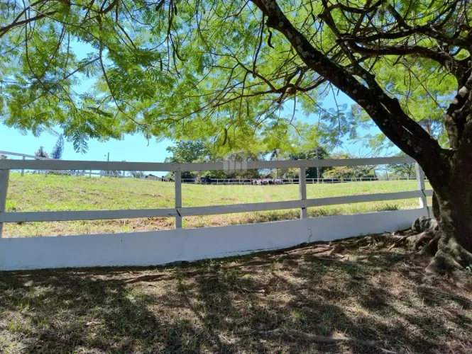 Maravilhosa Casa no Condomínio Haras Paineiras - Salto/SP