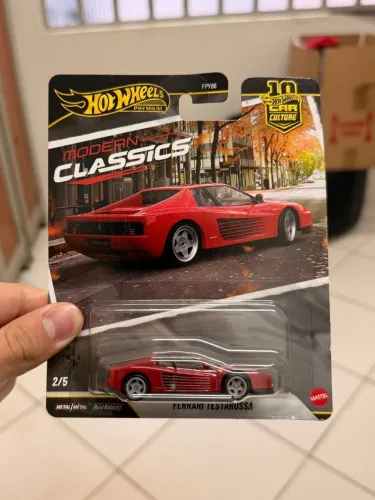 Hot Wheels premium Ferrari testarossa