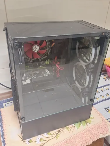 Estou vendendo um pc para trabalho vendo ele por 1.500 reais