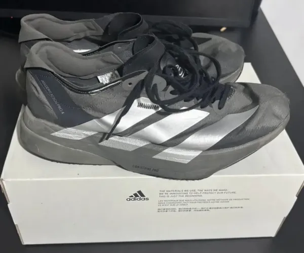 Tênis Adidas Adizero Adios Pro 4 Tam 41 Preto/Cinza