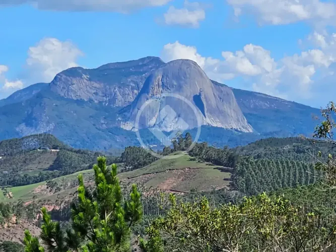 CASA RESIDENCIAL VISTA PEDRA AZUL - RURAL codigo: 355614