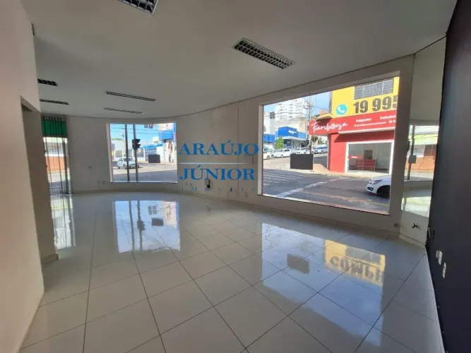 Salão Comercial de Alto Padrão para Locação no Centro de Americana-SP: 1 Sala, 2 Banheiros