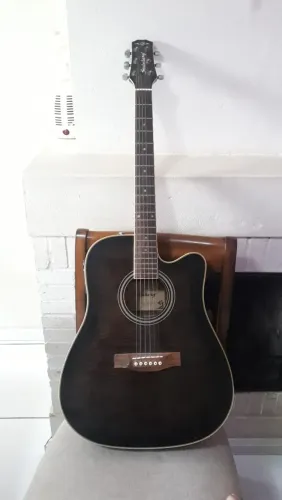 Violão Strinberg