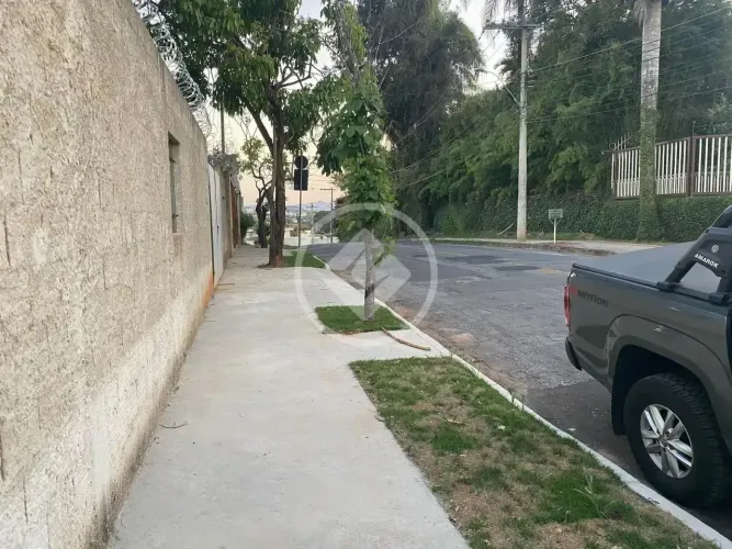 Lote/terreno sendo 1000 M2 A Venda bairro Garças Belo Horizonte codigo: 266910