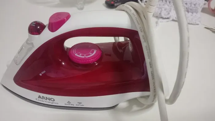 Ferro de passar a vapor