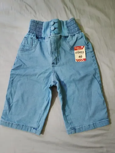 Shorts jeans afina cintura tamanho 40