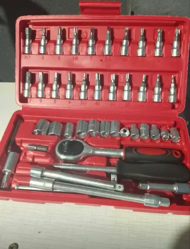 Vendo caixa de ferramentas catraca