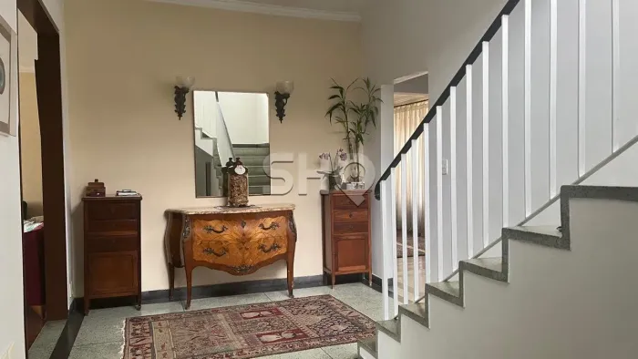 Casa no Pacaembu com 3 suites. Conforto para sua familia.